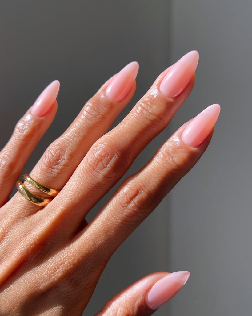 Cores de esmalte em alta que estão dominando a temporada 2026