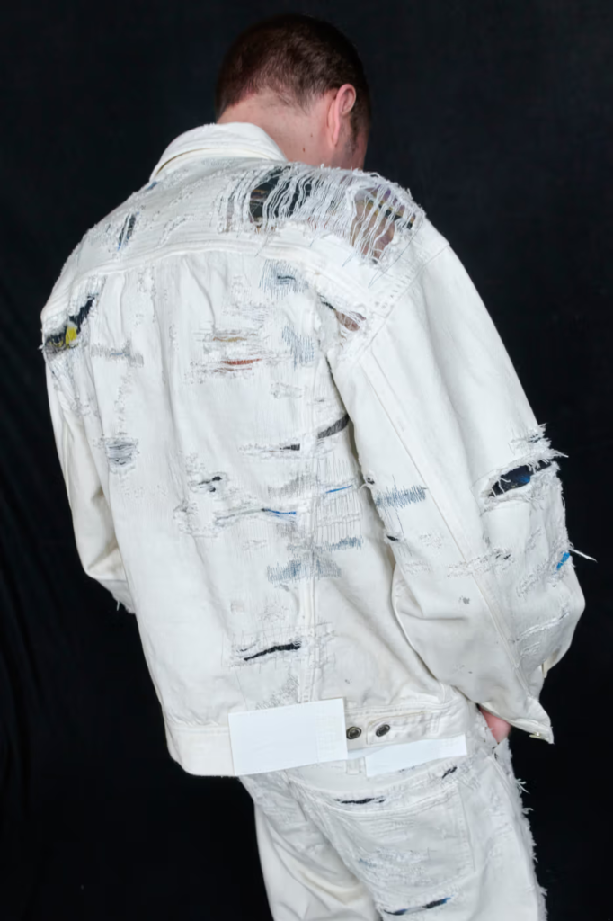 Colaboração Supreme x MM6 Maison Margiela chega para Spring 2026