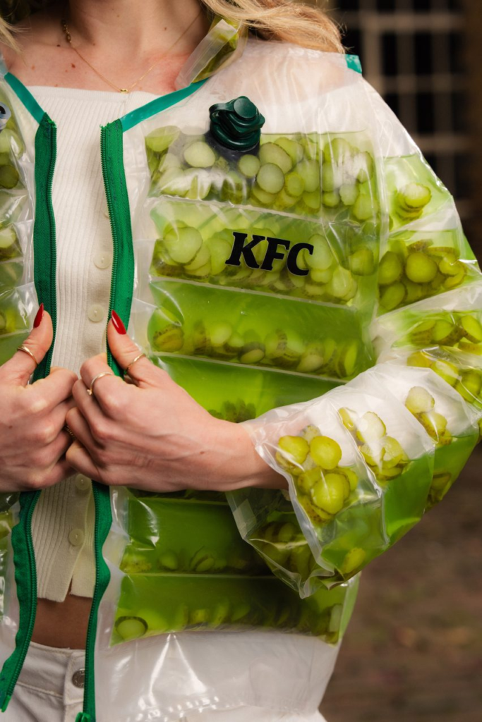 KFC Pickle Puffer é o lançamento viral do KFC que você precisa conhecer