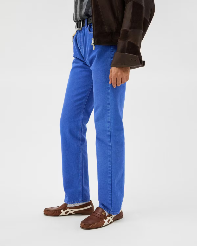 Versace x Onitsuka Tiger redefine o luxo esportivo