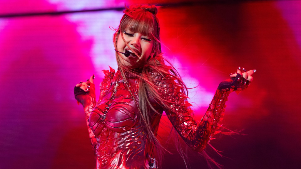 Lisa faz história com primeira residência de K-pop em Las Vegas