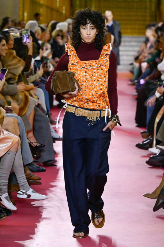 Paris Fashion Week 2026 movimenta o inverno global