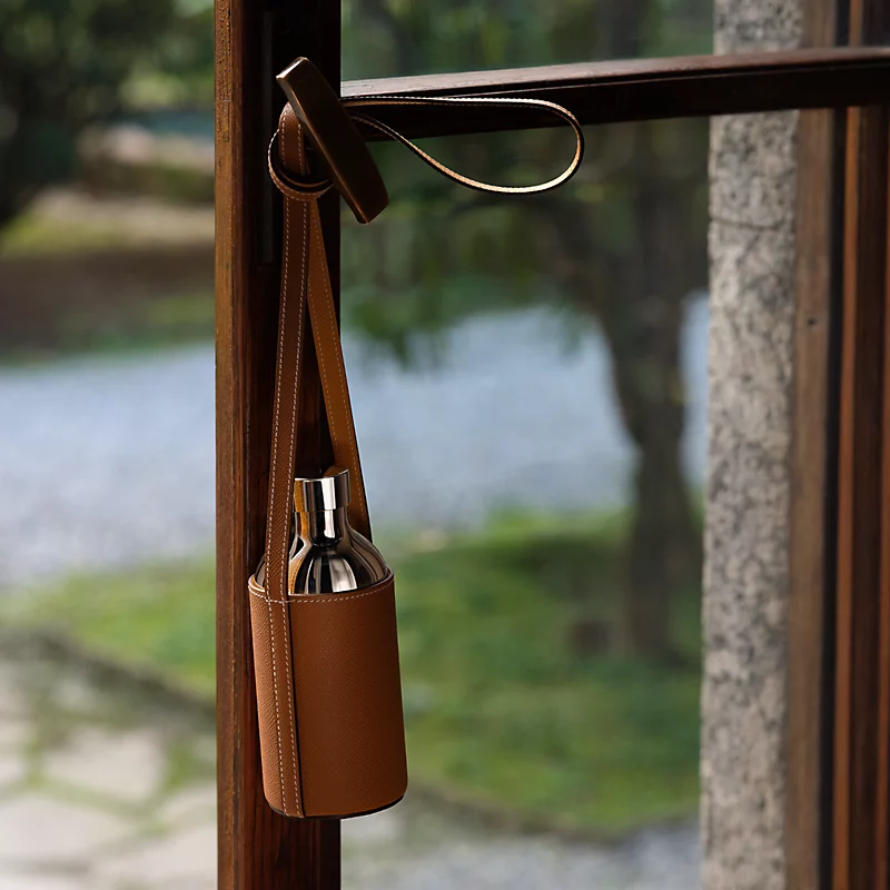 A garrafa térmica de 7.000 reais da Hermès