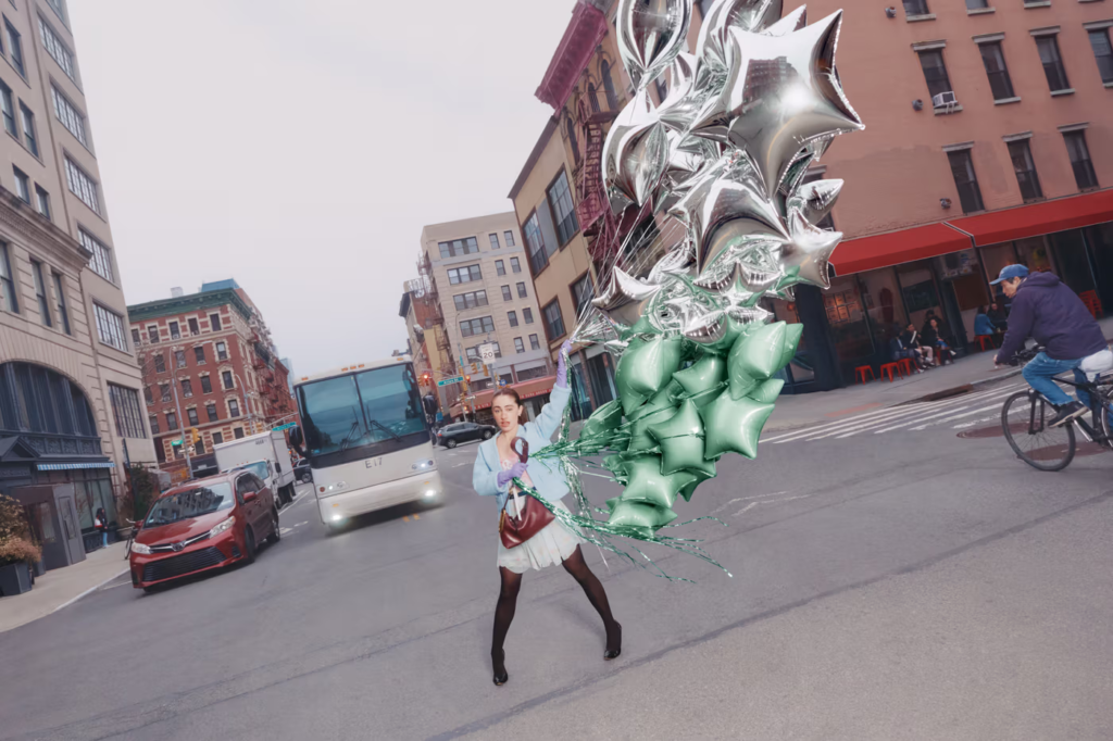 Rachel Sennott na nova campanha da Marc Jacobs