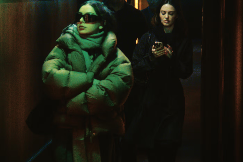 The Moment: o novo filme de Charli XCX com a A24