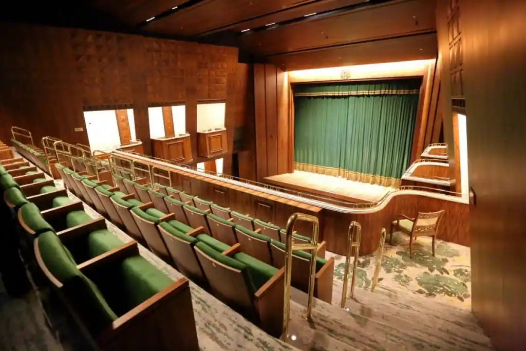 Teatro do Copacabana Palace faz homenagem a Fernanda Montenegro, Teatro Fernanda Montenegro