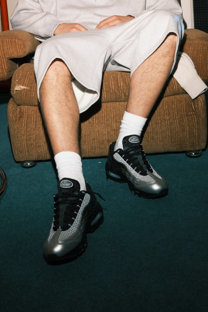 As principais novidades de footwear das últimas semanas, Palace x Nike Air Max 95: o degradê que vira referência