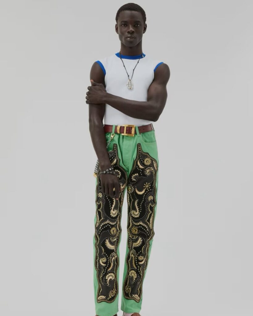 A calça de 20mil dólares da Versace