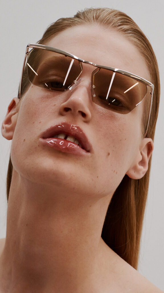 Phoebe Philo chega ao Brasil nas lojas nk