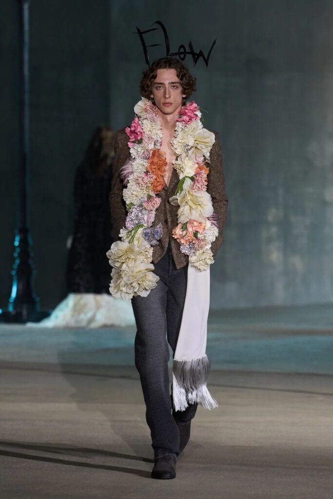 Jonathan Anderson estreia na Dior com Cruise 2027 em Hollywood