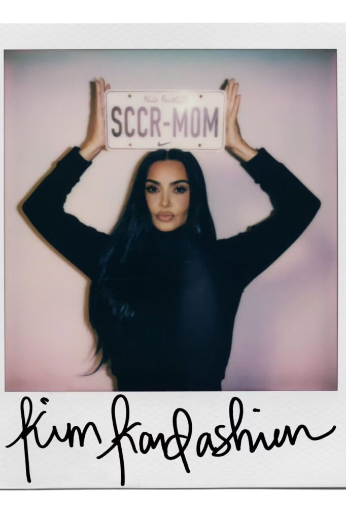 Lisa e Kim Kardashian na nova campanha da Nike para a Copa