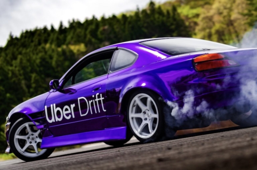Uber cria experiência exclusiva de drift no Japão