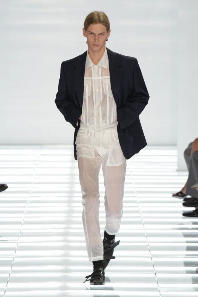 desfile da prada na milan fashion week 2027