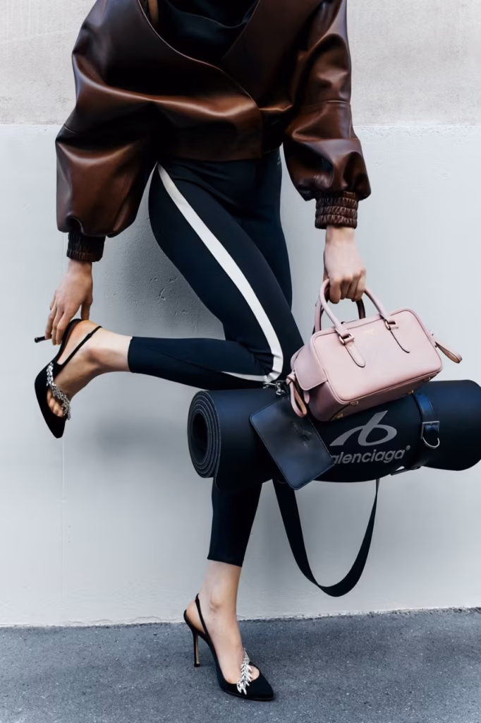 Balenciaga aposta no luxo esportivo com nova linha techwear