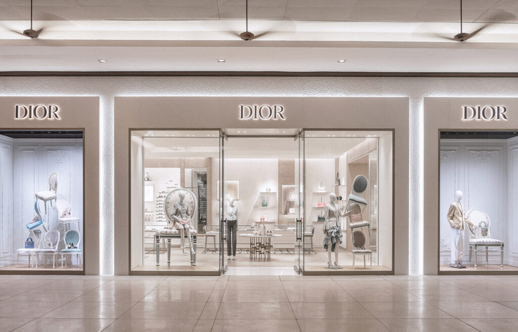 Dior inaugura sua maior boutique do Brasil em São Paulo