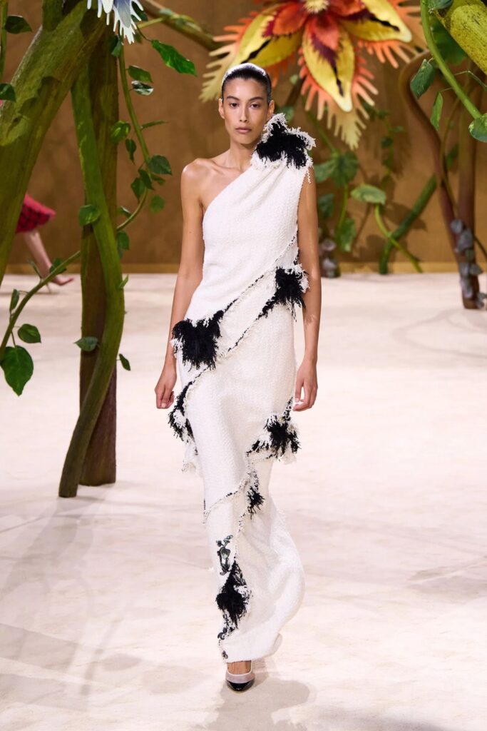 desfile chanel alta-costura ss27 por matthieu blazy