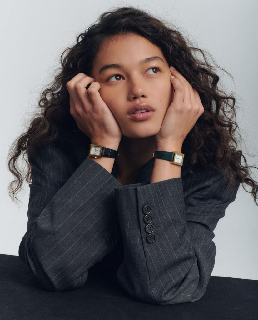 relógios slim watch com pulseira de couro inspirados na estética vintage e no quiet luxury.