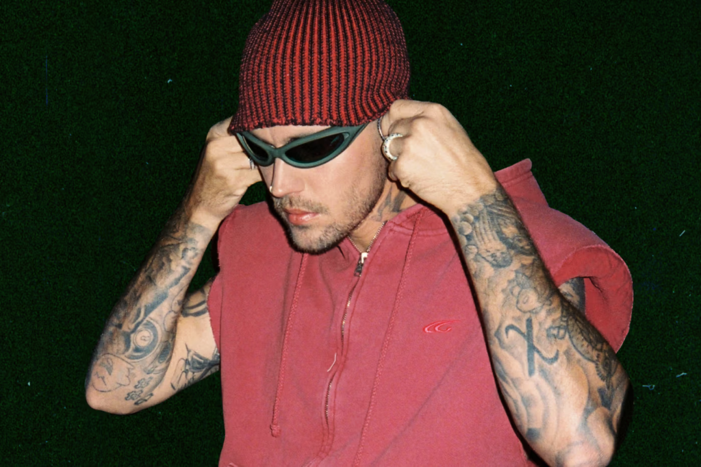 Justin Bieber lança álbum de seu show no Coachella 2026