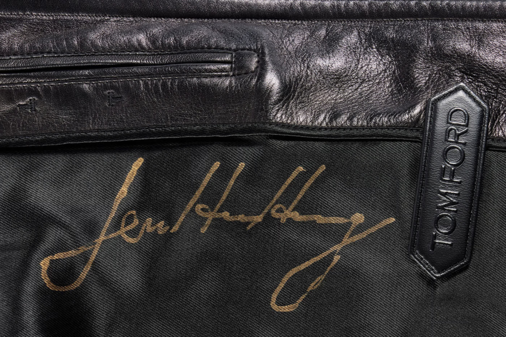 Jaqueta de Jensen Huang é leiloada por US$ 960 mil