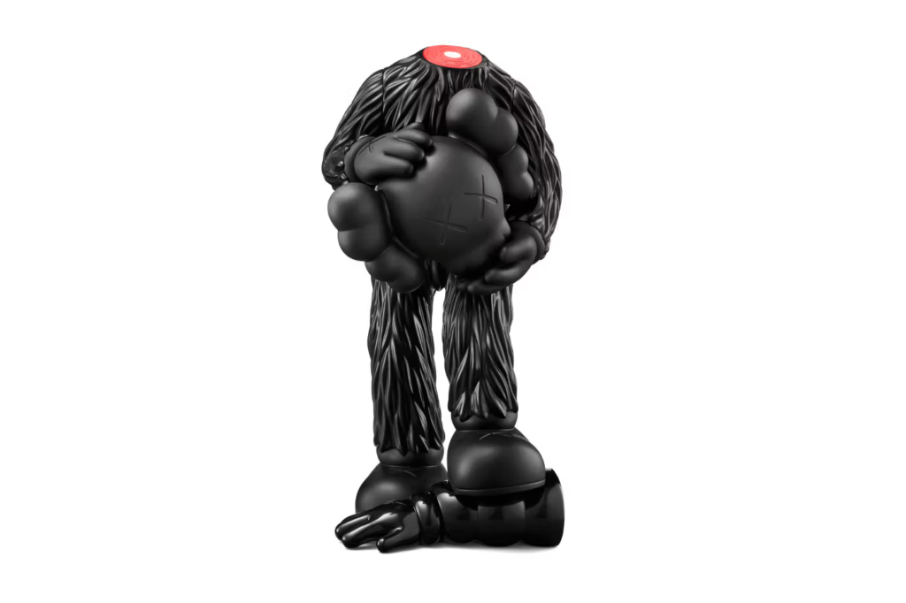 KAWS revela a nova escultura Fellows