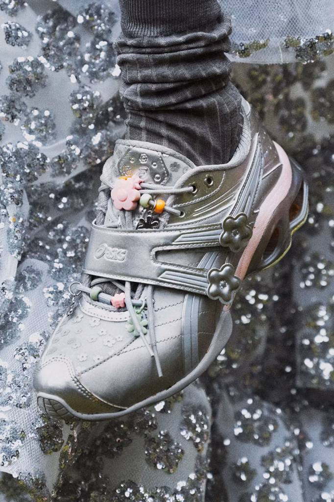 Cecilie Bahnsen adoça o novo ASICS GEL-Kinetic FR