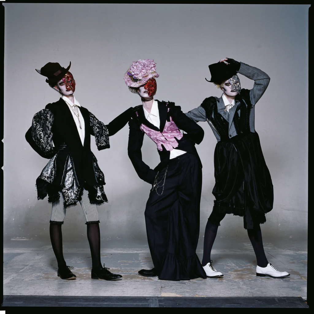 Acervo histórico da Comme des Garçons vai a leilão