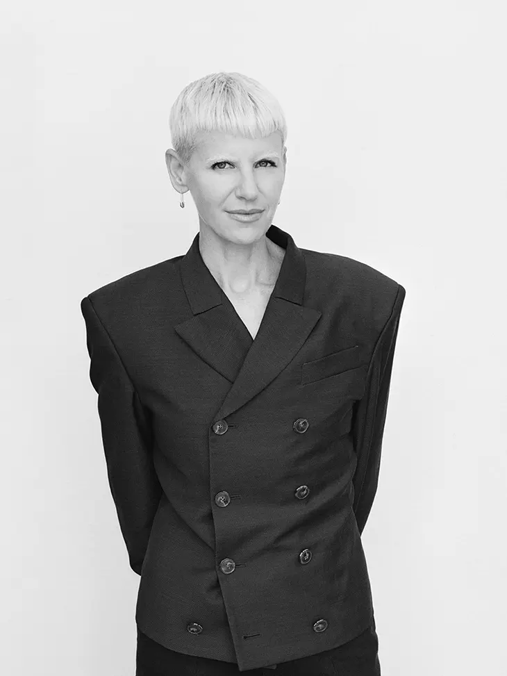 Erin Magee é a nova diretora de design da SKIMS