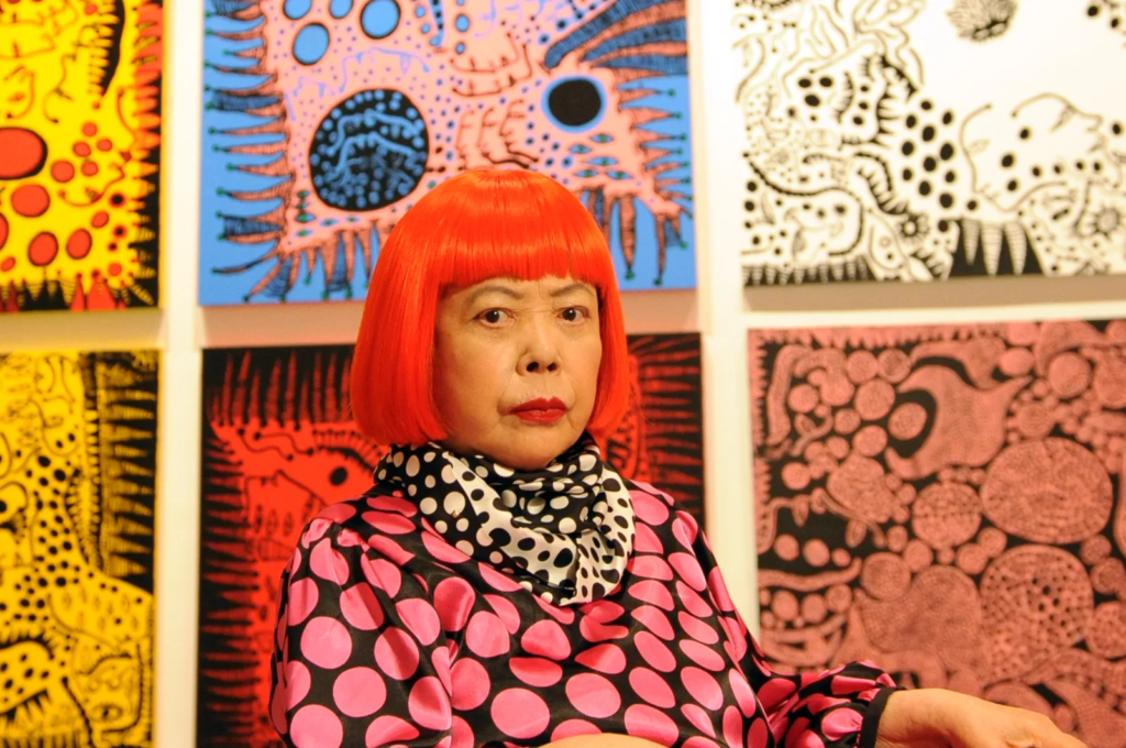 Artista Yayoi Kusama morre aos 97 anos