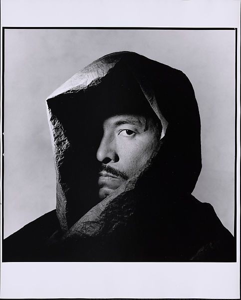 Irving Penn ganha retrospectiva de moda em Paris