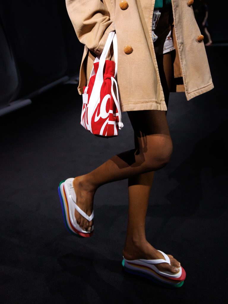 MM6 Maison Margiela revela collab com a Havaianas