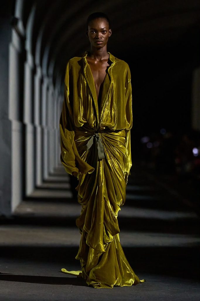 Milan Fashion Week: cinco leituras para a primavera 2027