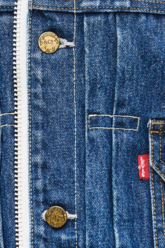 A nova coleção de denim da Levi's com a sacai