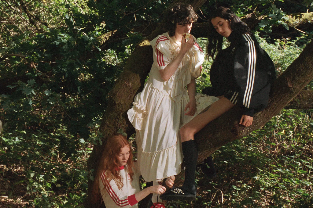 A nova coleção da Simone Rocha com a adidas
