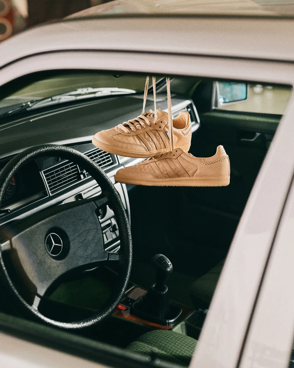 A nova collab da adidas com a Mercedes-Benz