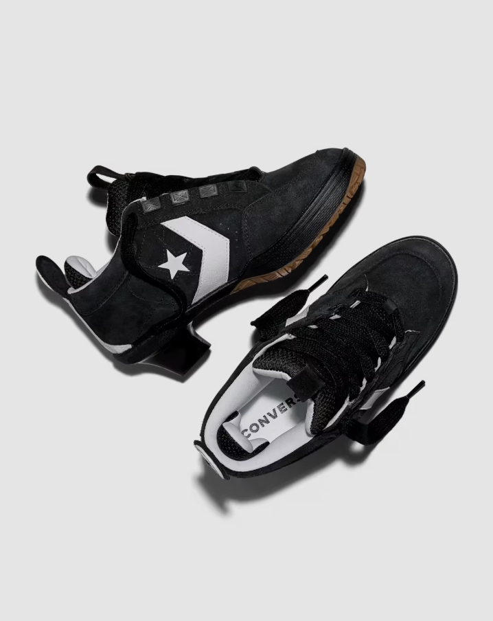 Converse e Vaquera transformam tênis em sapato de salto