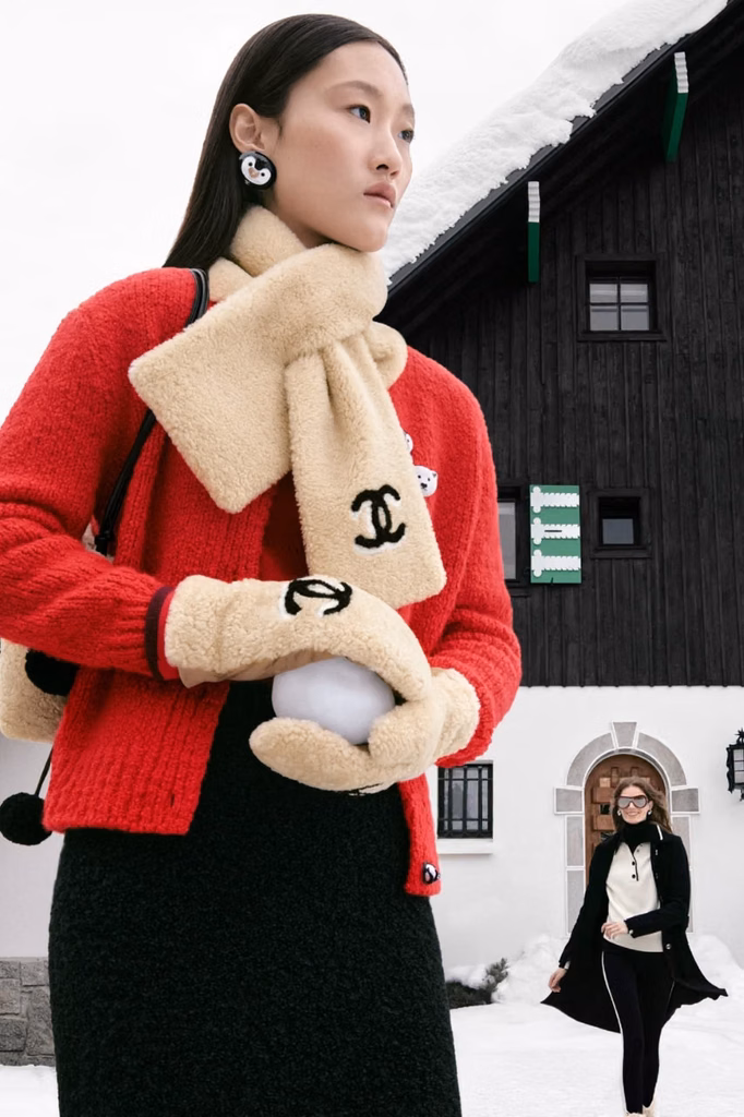 Chanel leva o luxo às pistas de esqui com a coleção Coco Neige