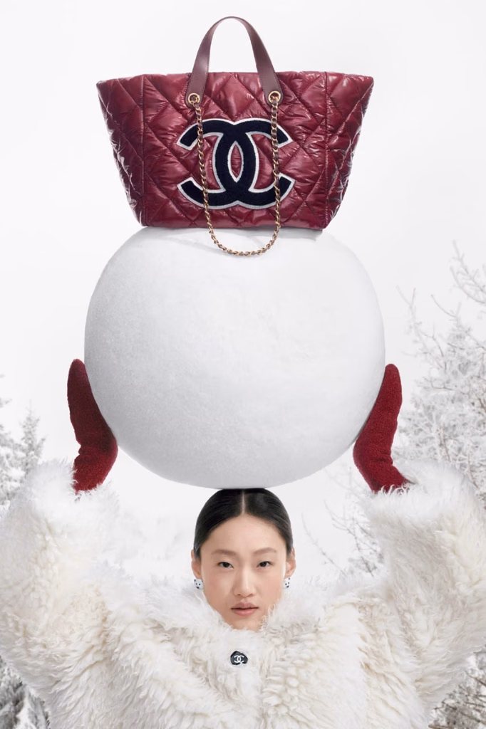 Chanel leva o luxo às pistas de esqui com a coleção Coco Neige