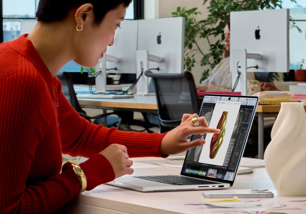Apple revela MacBook Pro com tela touch